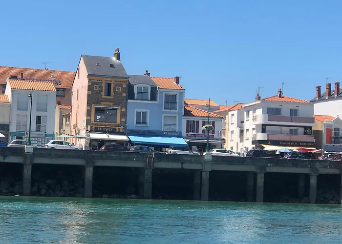 3 Bedroom Les Sables D'olonne House Olonne-sur-Mer